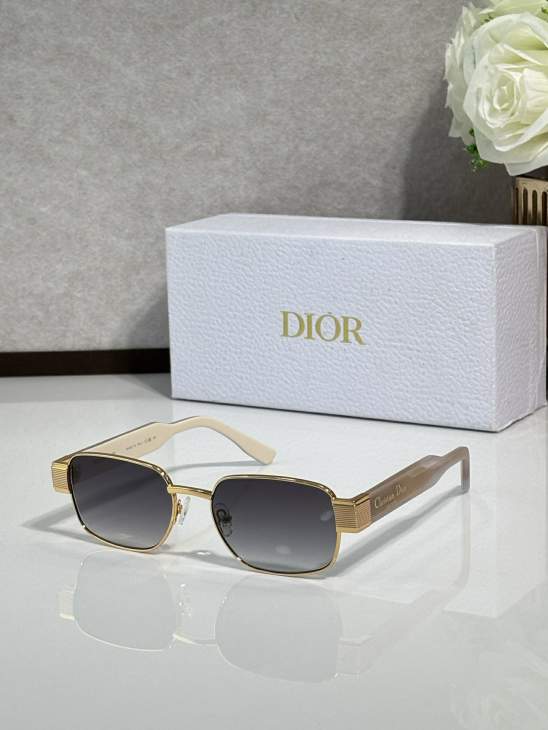 Picture of Dior Sunglasses _SKUfw76512156fw